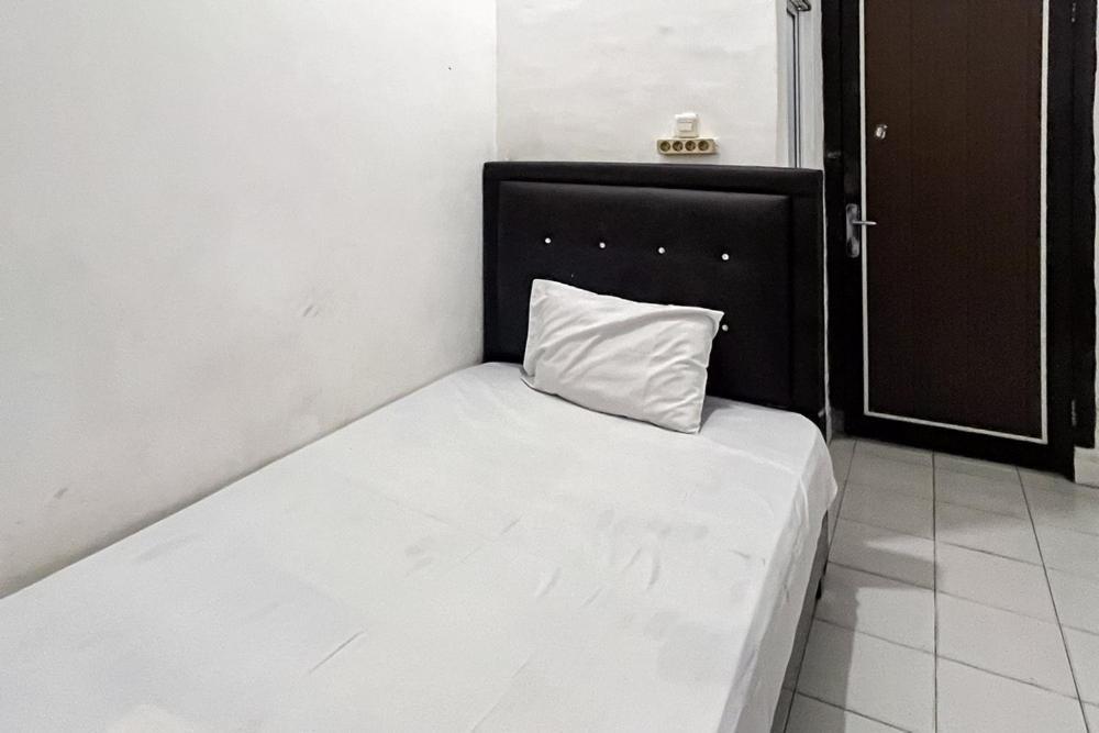 Kostel 99 Pangkal Pinang Redpartner Hotel Ngoại thất bức ảnh