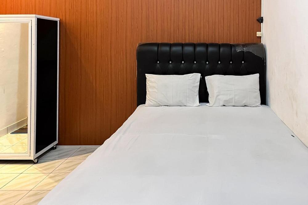 Kostel 99 Pangkal Pinang Redpartner Hotel Ngoại thất bức ảnh